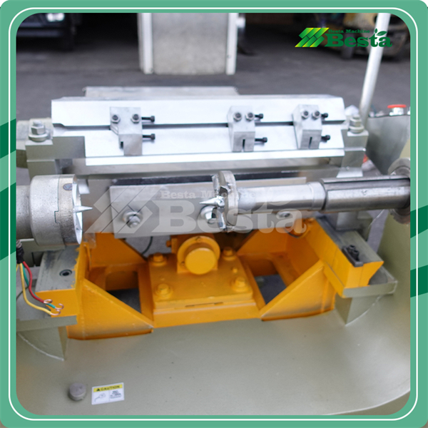 Wood Rotary Cutting Machine Electromagnetism type L520B